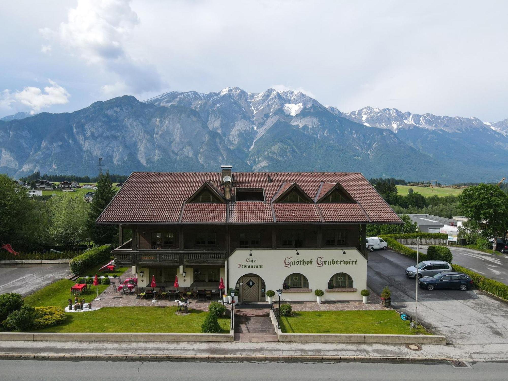 Alpenflair Apartment Mit Balkon - Inkl Parkplatz #1 Innsbruck Eksteriør bilde